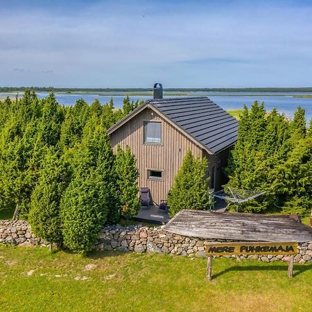 Mere Puhkemaja Kungla Esterno foto
