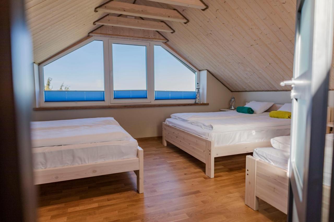 Mere Puhkemaja Kungla Esterno foto