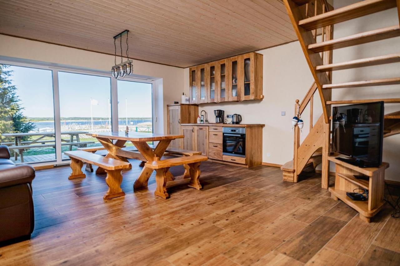 Mere Puhkemaja Kungla Esterno foto
