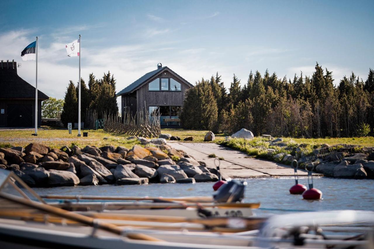 Mere Puhkemaja Kungla Esterno foto